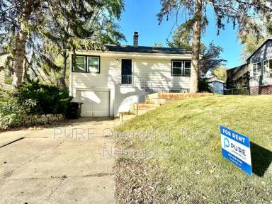 Main picture of 5906 Pratt St