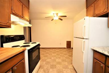 Main picture of 500 E 66th St
