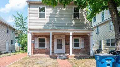Main picture of 903 Sylvan Ave