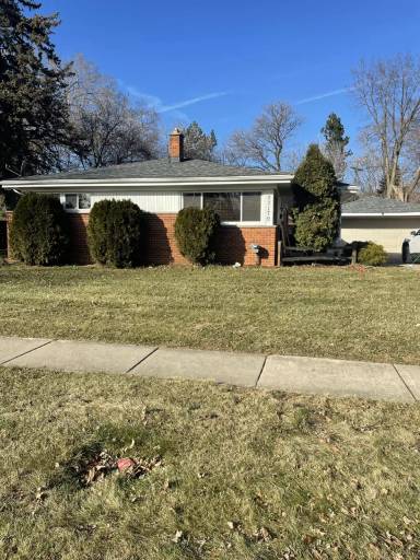 Main picture of 22179 Spitzley St