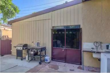 Main picture of 520 S Main St