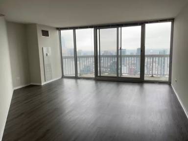 Main picture of 470 N State St