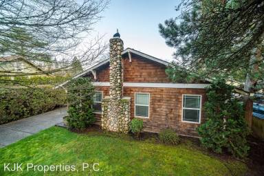 Main picture of 14900 SE Woodland Way