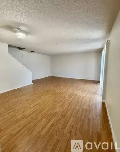Main picture of 8019 Wolff St