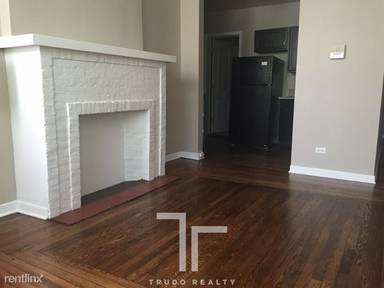 Main picture of 3524 N Marshfield Ave