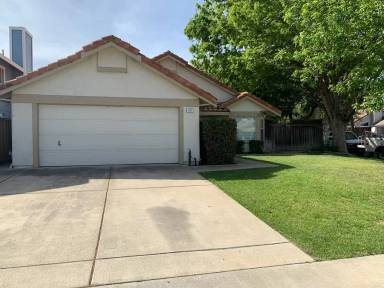 Main picture of 220 E Mount Diablo Ave