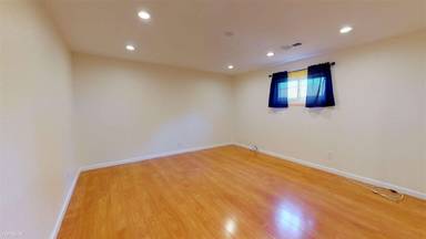 Main picture of 1101 Laurel Ave