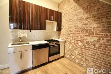 Main picture of 735 Bushwick Ave
