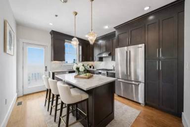 Main picture of 9 Montague St