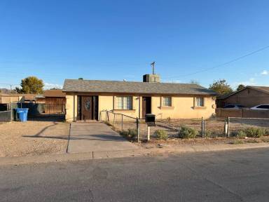 Main picture of 3939 W Lynne Ln