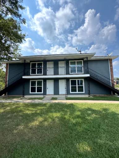 Main picture of 1634 Clear Lake Ave