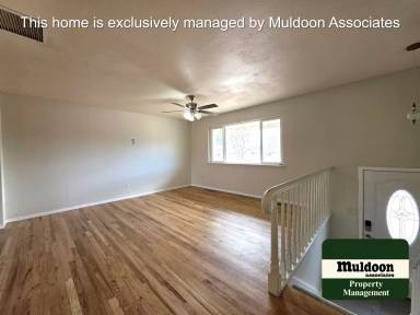 Main picture of 3214 Michigan Ave