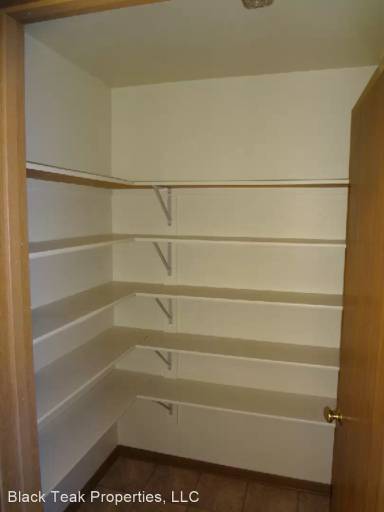 Main picture of 420-426 Sullivan St