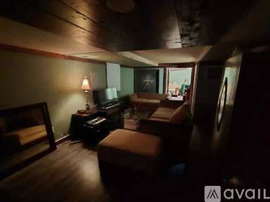 Main picture of 403 Cook Rd