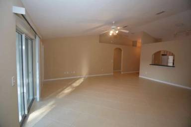 Main picture of 31 Peppercorn Ln