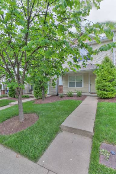 Main picture of 700 Vernon Ave