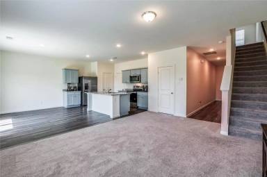 Main picture of 613 Delaware Ave