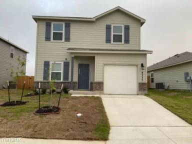 Main picture of 8235 Brucks Dr