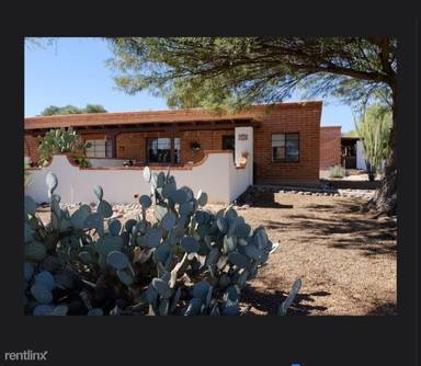 Main picture of 322 S La Canada Dr