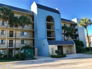 Main picture of 2788 Tennis Club Dr