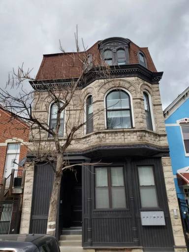 Main picture of 2018 W 21st Pl