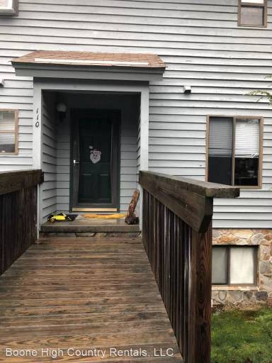 Main picture of 110 Sherry Ln