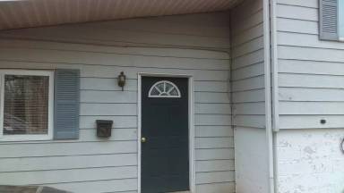 Main picture of 3235 Schilling St