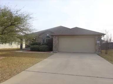 Main picture of 239 Scarlet Ln