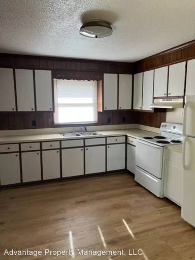 Main picture of 1011 A-C Brown St