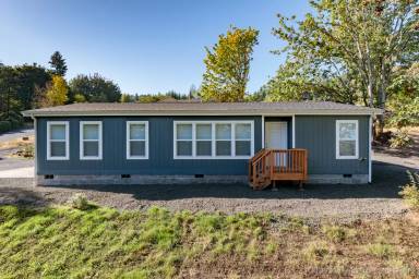 Main picture of 29455 Grace Ave