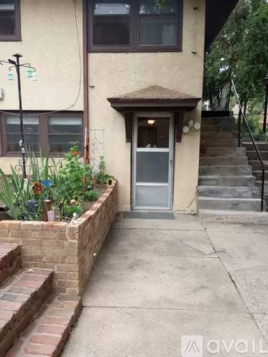 Main picture of 3913 Hubbard Ave N