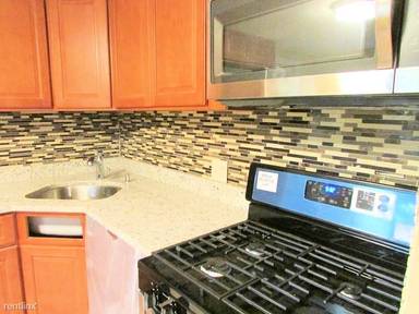 Main picture of 1450 Washington St