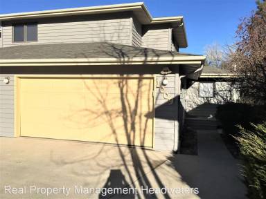Main picture of 1009 Saddle Dr