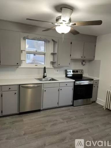 Main picture of 205 Green St