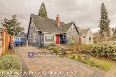 Main picture of 19 Portland Ave