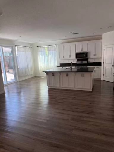 Main picture of 2315 Spitfire Way