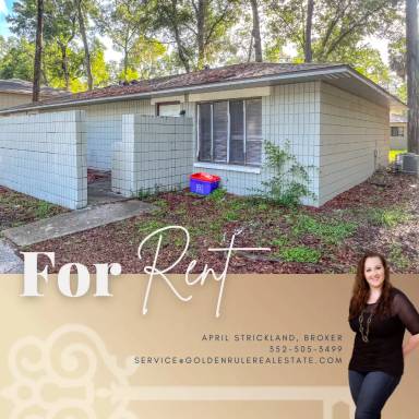 Main picture of 1005 SW 60th Ter