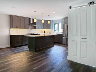 Main picture of 74 Hampton Towne Est