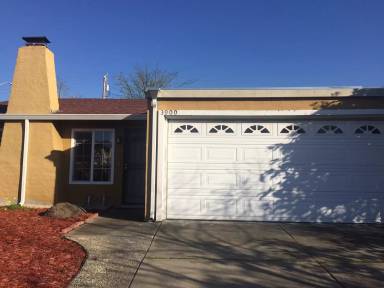 Main picture of 3900 Lake Mead Dr