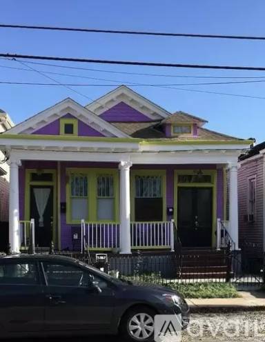 Main picture of 306 S Murat St