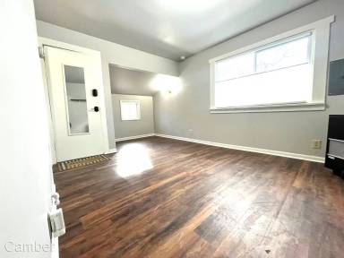 Main picture of 308 S 6th St E