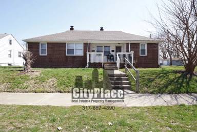 Main picture of 1521 N Gladstone Ave