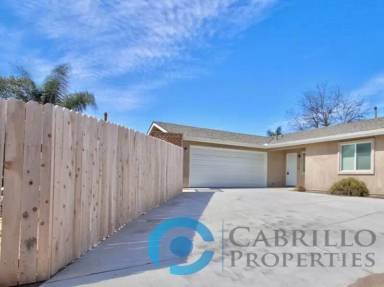 Main picture of 3050 Julielynn Way