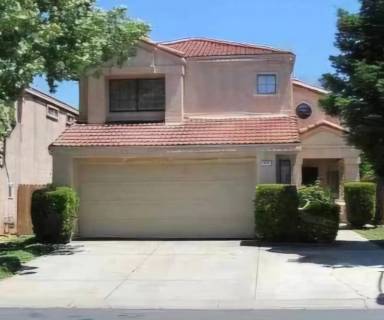 Main picture of 227 Rolfe Dr