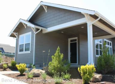 Main picture of 620 NE Vail Ln