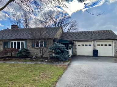Main picture of 3638 E Newport Rd