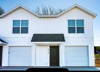 Main picture of 440 Blue Springs St