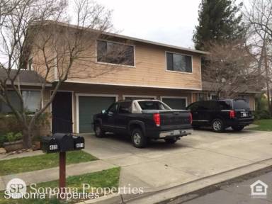 Main picture of 401 7th St W