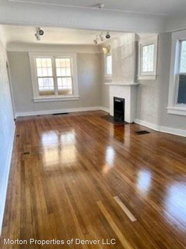 Main picture of 1100 S Pearl St
