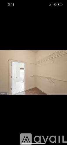 Main picture of 2202 Christian St